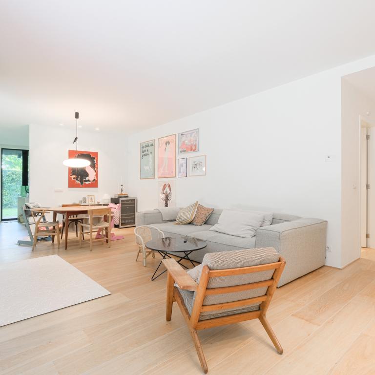 Uccle, Parc Hamoir,  appartement  de 165 m² avec jardin 