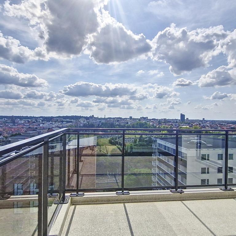 DELTA VIEW - Penthouse 164 m², 3 ch. + terrasse 20 m²