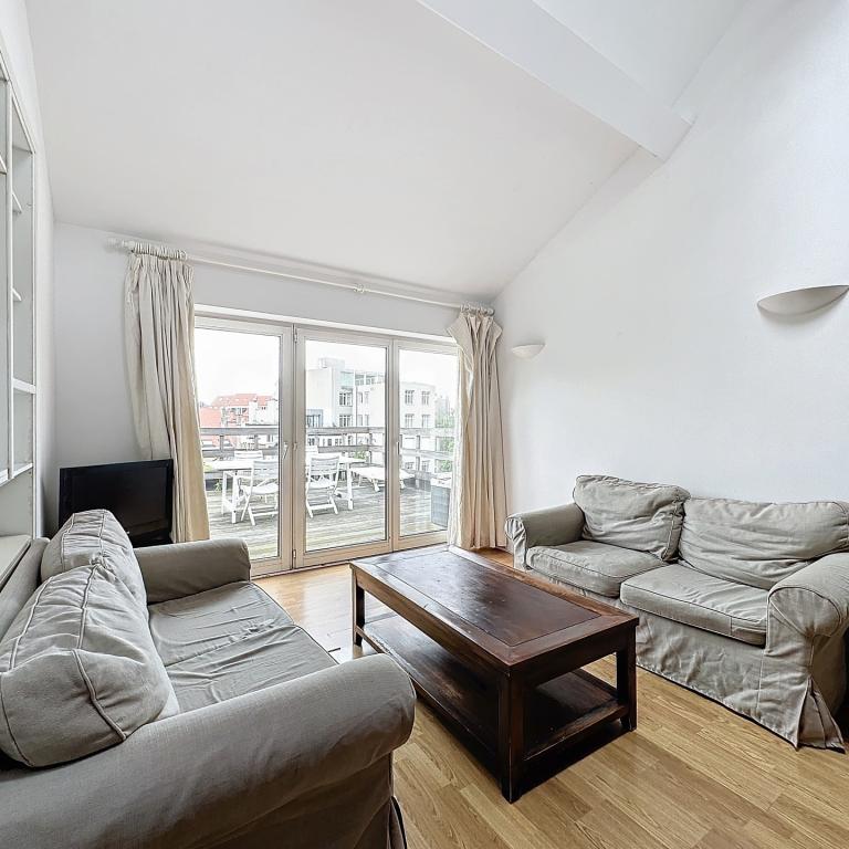 Brugmann : Magnifique duplex penthouse meublé avec terrasse
