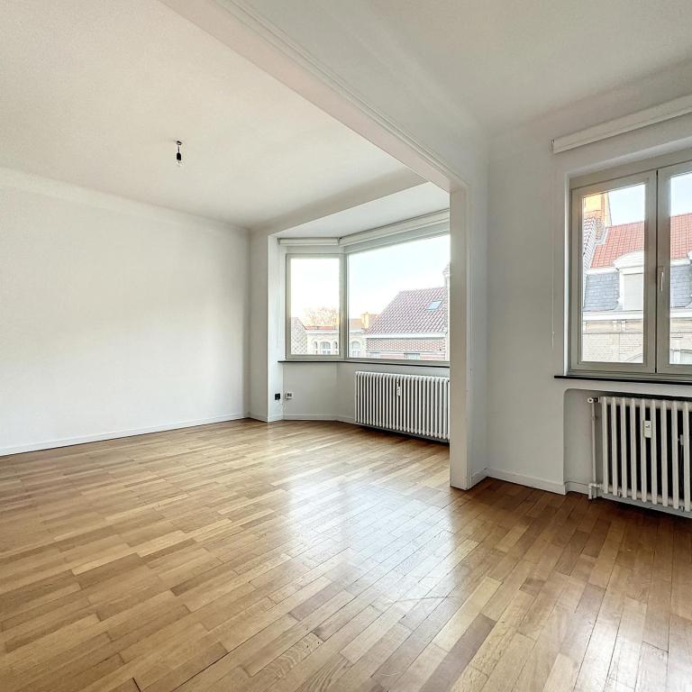 Pl. Brugmann : Superbe appartement + balcon 