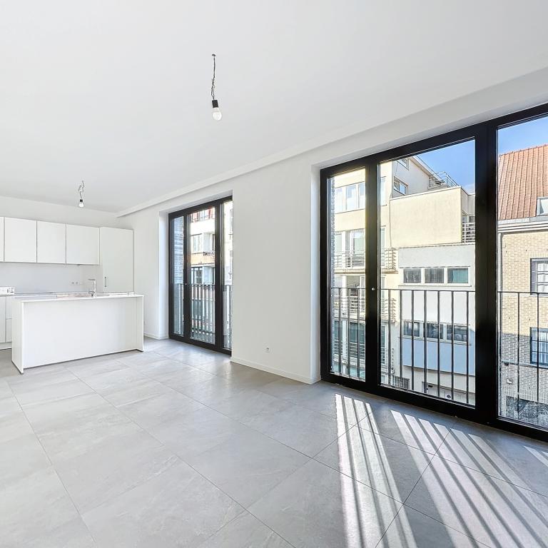 VDK Housing : Sublime  penthouse neuf 2 CH. + terrasses