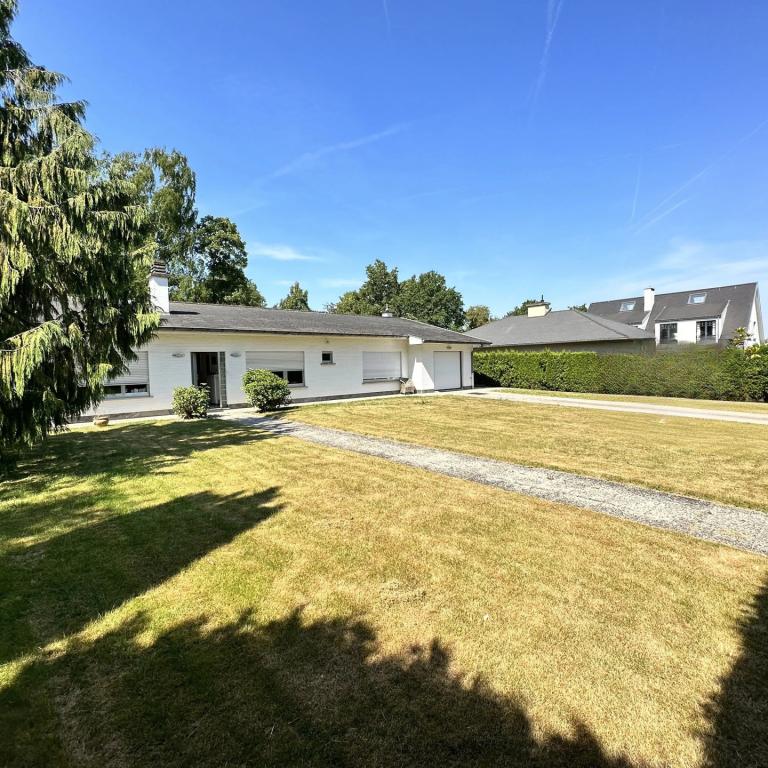 RSG/Uccle : Superbe villa de plain-pied avec vaste jardin