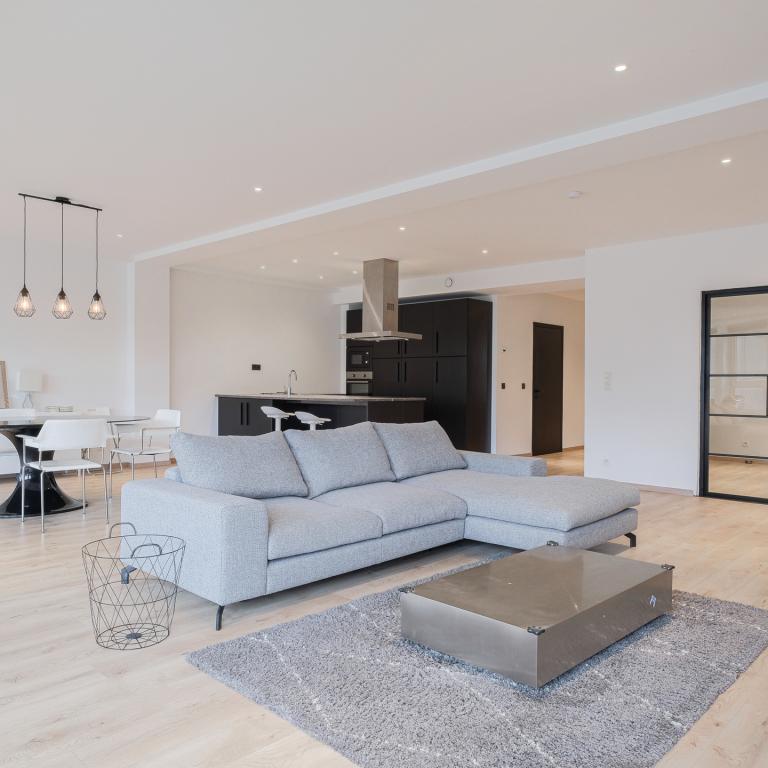 Quartier Royal - Magnifique loft 2ch de ± 170 m² bruts.