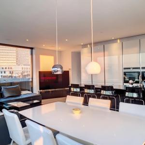 Boulevard de Waterloo : Superbe Penthouse meublé 