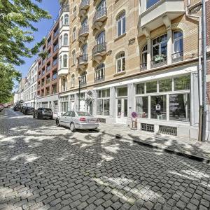 Saint Catherine - Magnifique rez commercial de  ± 170 m²