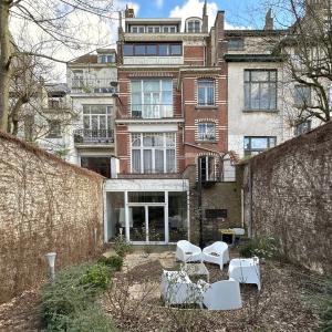 Brugmann: très belle maison de maître bureau/appartement