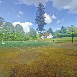 En bordure de la vallée des artistes, terrain  de 1940m²