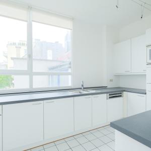 SOUS OFFRE !  Coghen : Superbe appartement 3 ch + terrasse et parking