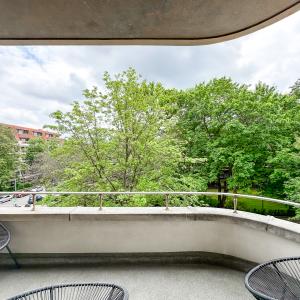 SOUS OFFRE! Messidor: Magnifique appartement 3 chambres et 3 terrasses