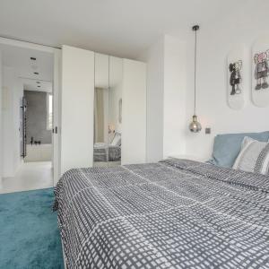 SOUS OFFRE  !!! Keym : penthouse 1 chambre + terrasses