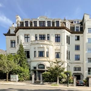 Cambre, splendide appartement de caractère, 4 ch et garage 