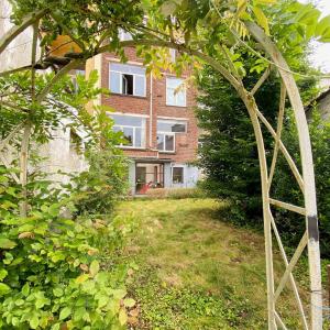 Parc de Forest : Duplex rez 2 chambres + jardin