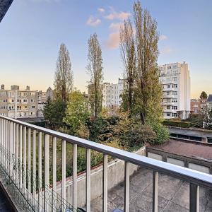 Franklin Roosevelt : Superbe appartement 4 ch + balcons