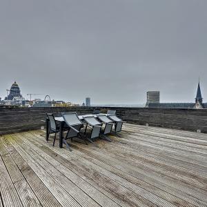 Petit Sablon : Charmant appartement meublé de 2 CH. + balcon