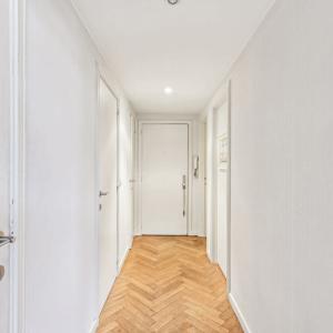 Châtelain/ Louise: bel appartement/ studio  + jardin commun