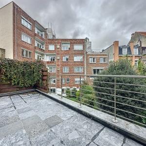 Rond-point Churchill : Bel appartement + grande terrasse