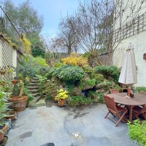 Châtelain : Superbe maison de caractère - terrasse & jardin 