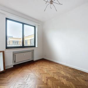 Petit Sablon : Charmant appartement de 2 chambres + balcon