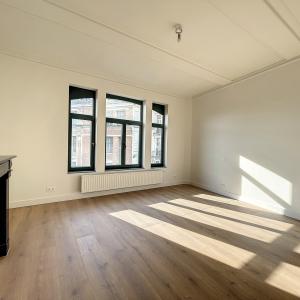 Sablon : Sublime appartement triplex penthouse remis à neuf