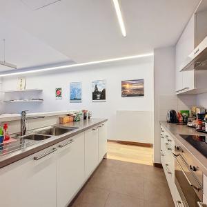 BDC/Montjoie : Superbe appartement meublé et moderne