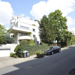 Quartier Cavell : Appartement 3 chambres meublé + terrasse