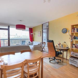 SOUS OFFRE Place Jourdan: superbe appartement 2ch + 2 terr parking