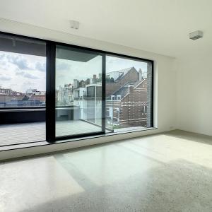 Vleurgat : Bel appartement + balcon. PEB A++