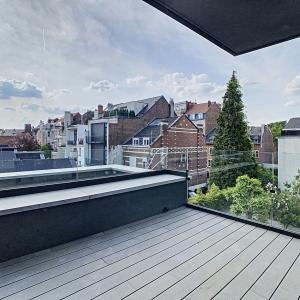 Vleurgat : Bel appartement + balcon. PEB A++