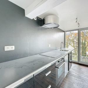 Pl. Brugmann/Châtelain: Bel appartement duplex dernier étage