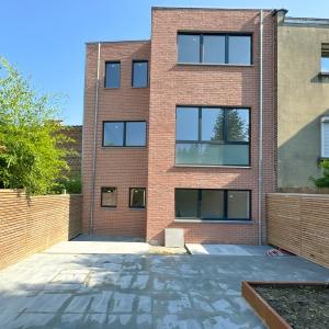 Baisse de prix! Lycée français,maison  3ch.+- 186m², jardin 