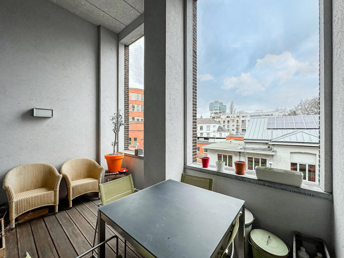 SOUS OFFRE !!! Molière: Superbe appartement duplex 3 chambres avec terrasse