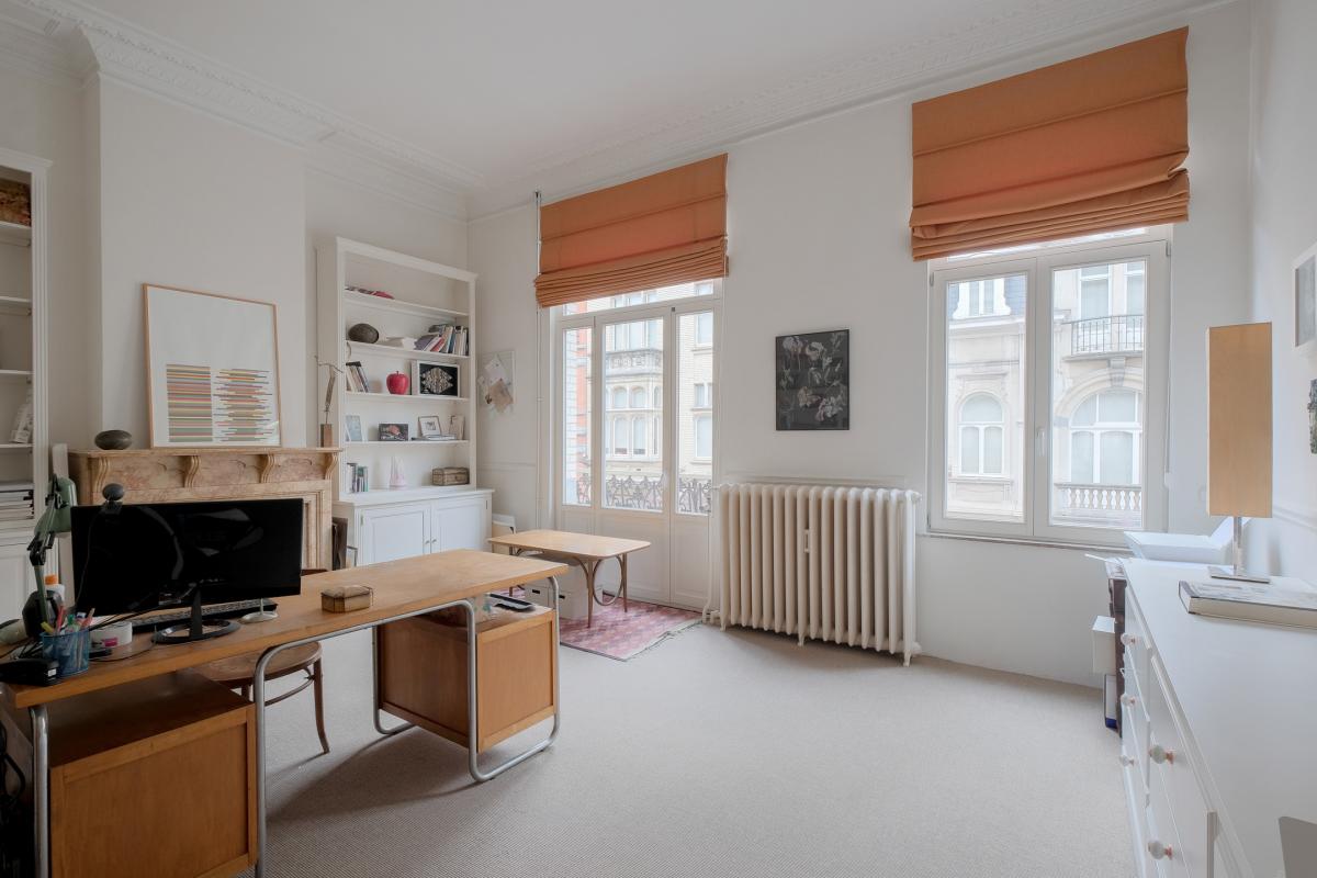 SOUS OFFRE !!! Lepoutre/ Pl Brugmann: Maison 5 chambres, jardin Sud-Ouest