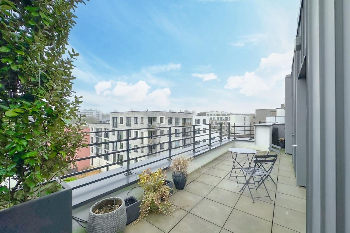 SOUS OFFRE! Calevoet/Dieweg: penthouse 3 chambres + parking + terrasses