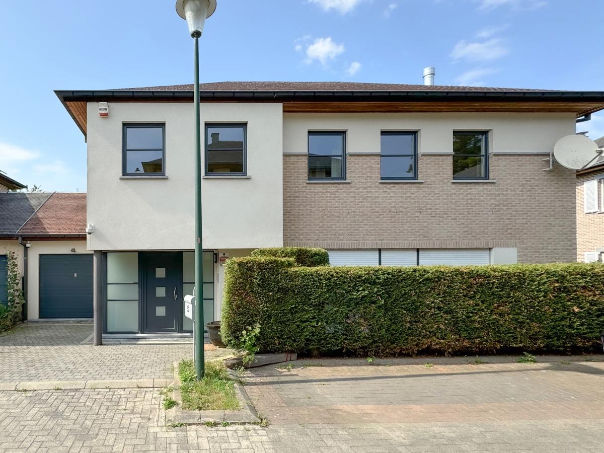 Lycée Français : Superbe maison 4 chambres + jardin