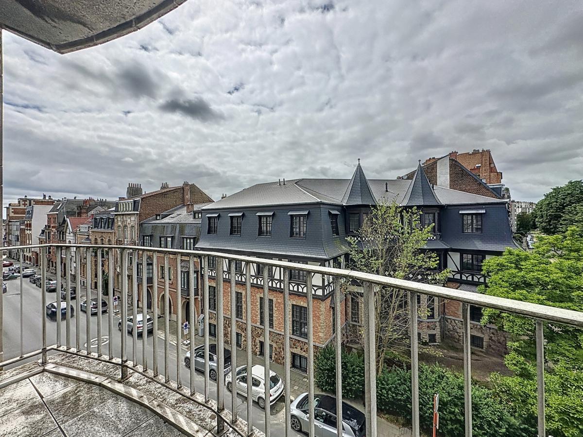 Churchill : Magnifique appartement 4 chambres + terrasse