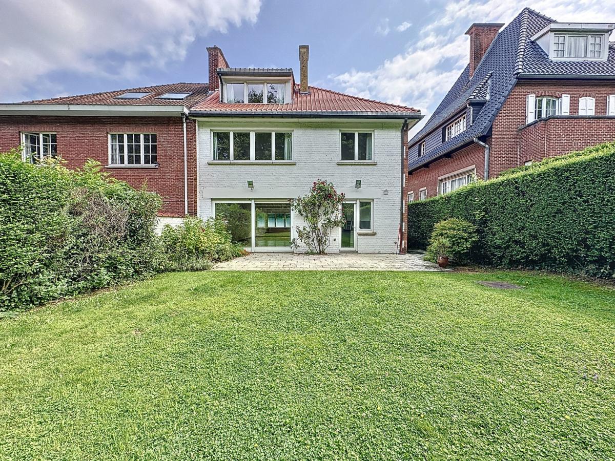 Observatoire : Magnifique maison de 3 façades + jardin