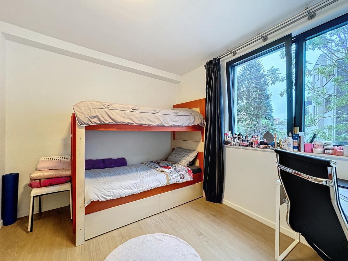 ULB - Bel appartement 3 chambres dans un immeuble récent