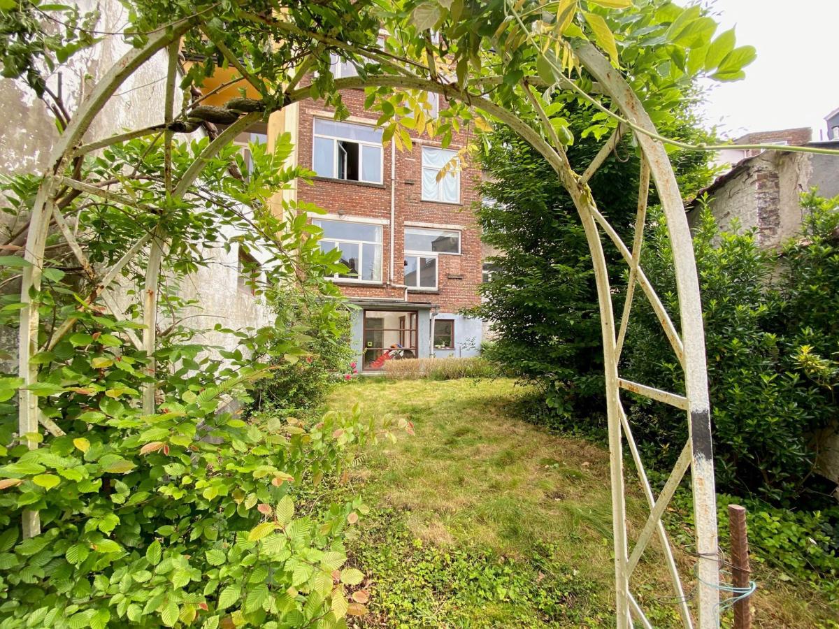 Parc de Forest : Duplex rez 2 chambres + jardin