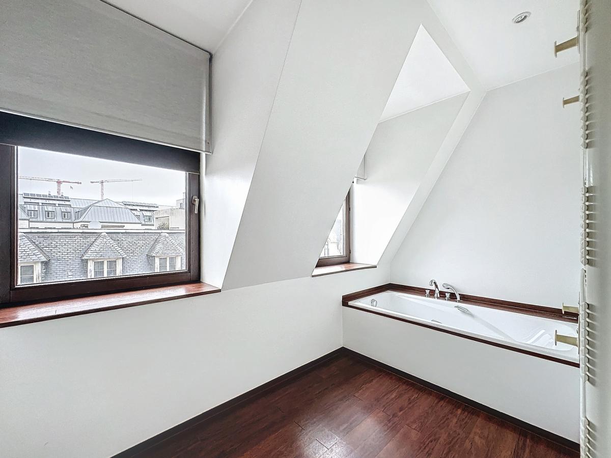 Grand-Place : Superbe duplex penthouse + terrasse