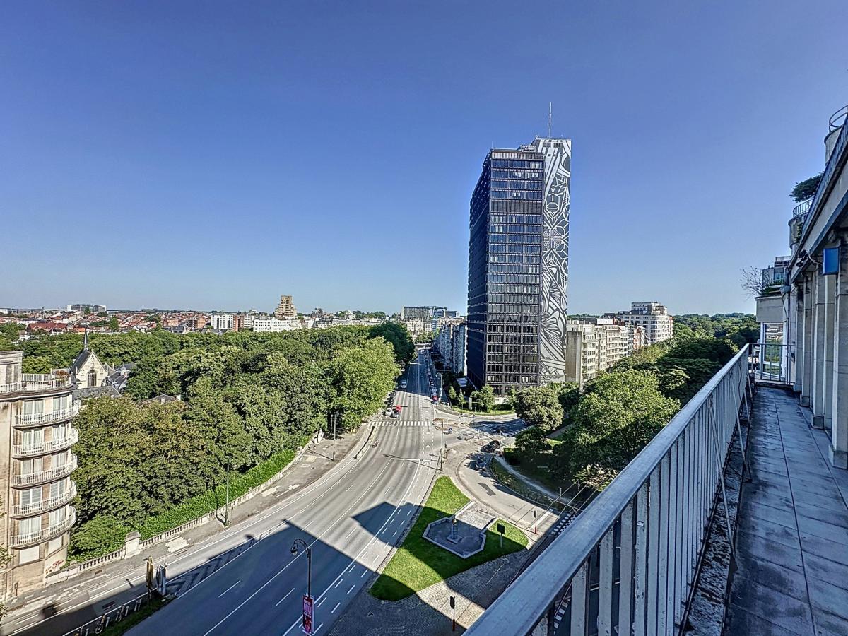 Cambre/Louise : Somptueux appartement  avec terrasse