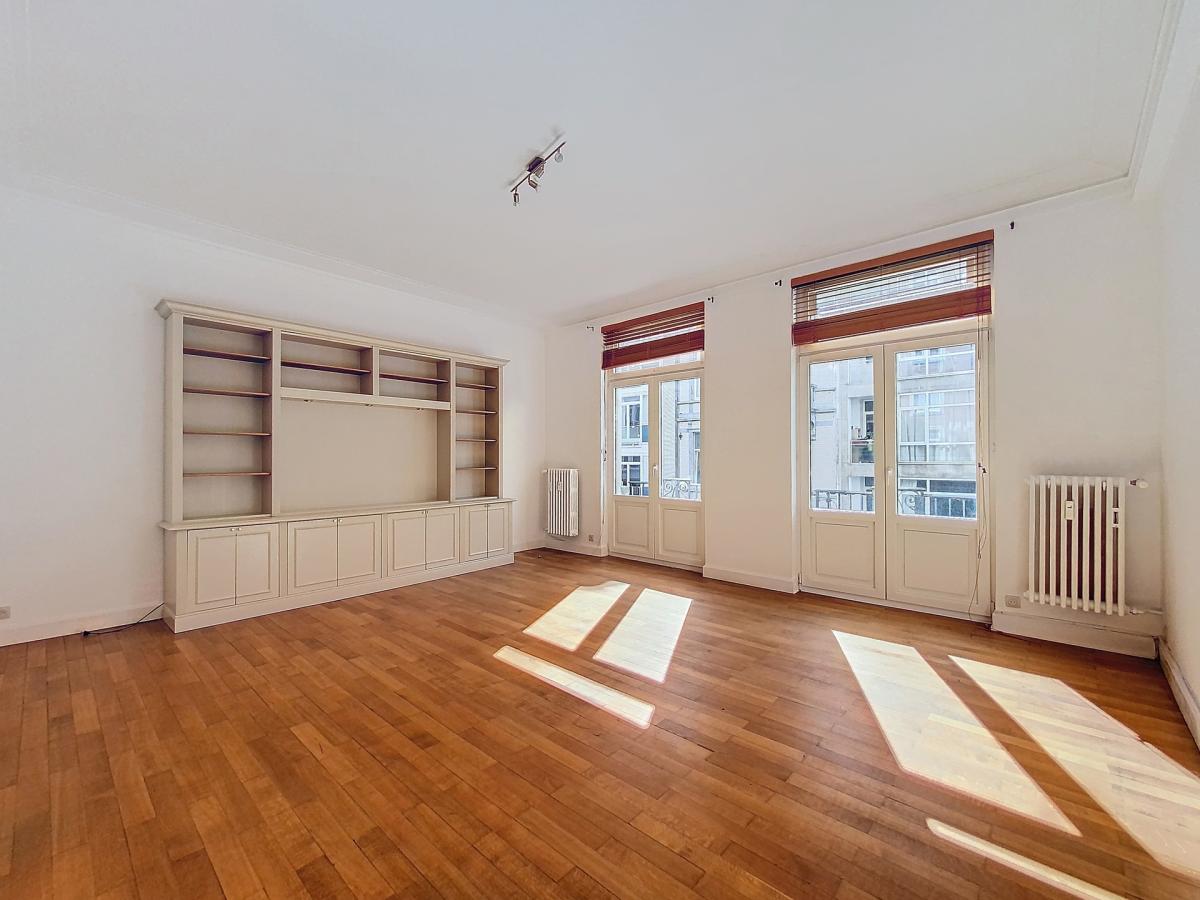 Place Brugmann : Magnifique appartement 3 ch