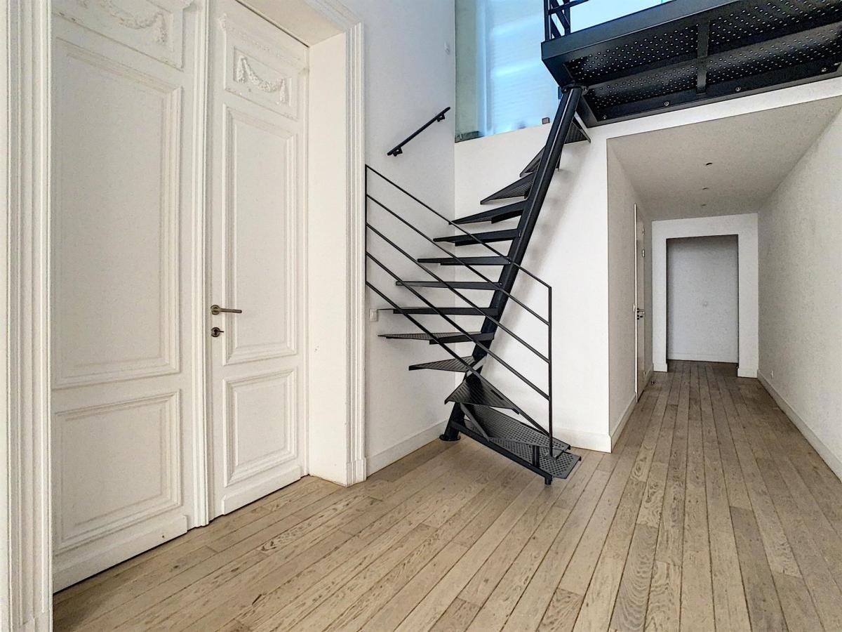 Chaussée d'Ixelles : Sublime appartement remis à neuf