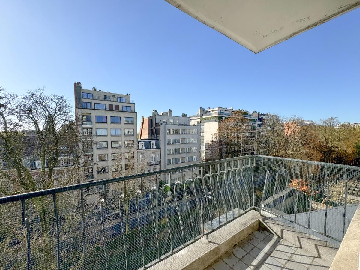 Churchill : appartement 2 chambres + terrasses & garage