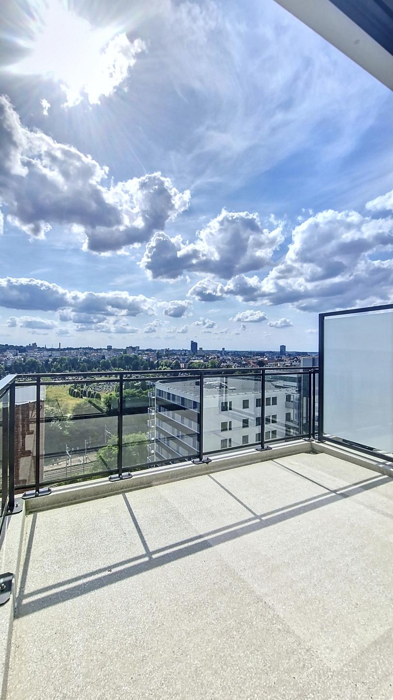 DELTA VIEW - Penthouse 164 m², 3 ch. + terrasse 20 m²