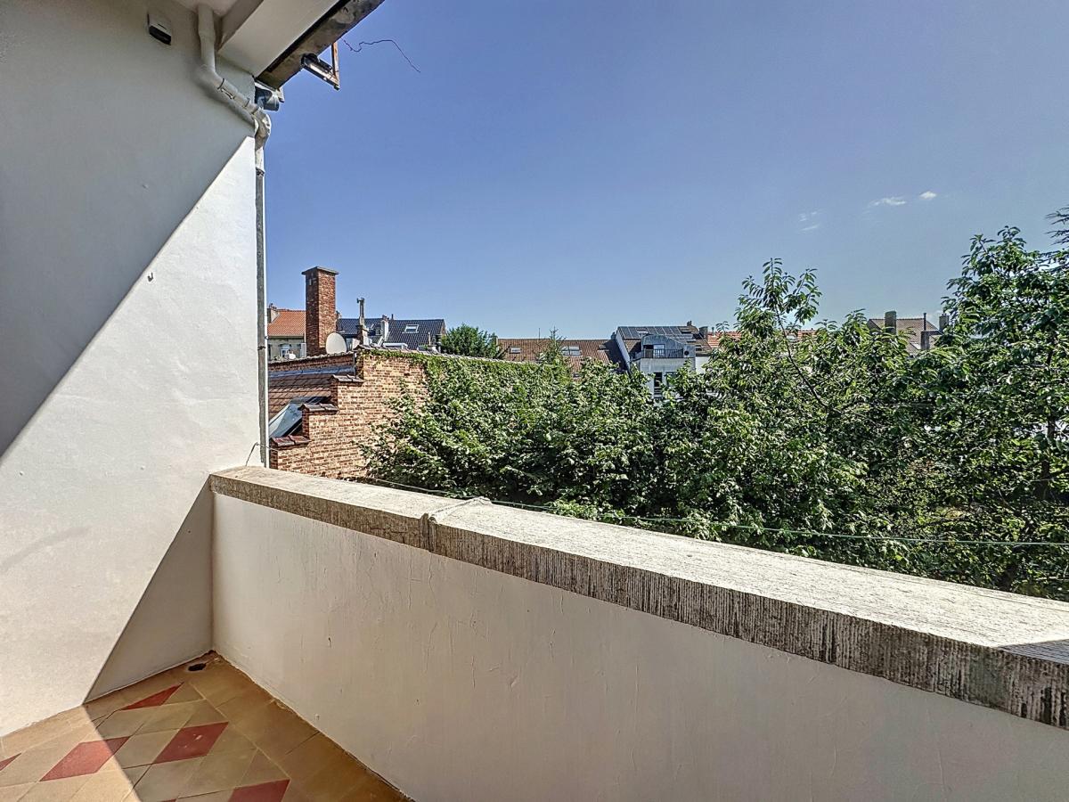 Altitude Cent: Somptueux appartement remis à neuf + terrasse