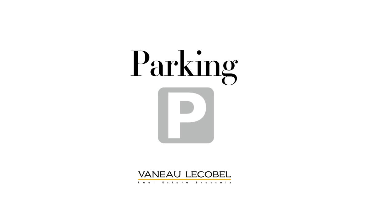 Grand-Place de Bruxelles : Deux emplacements de parking