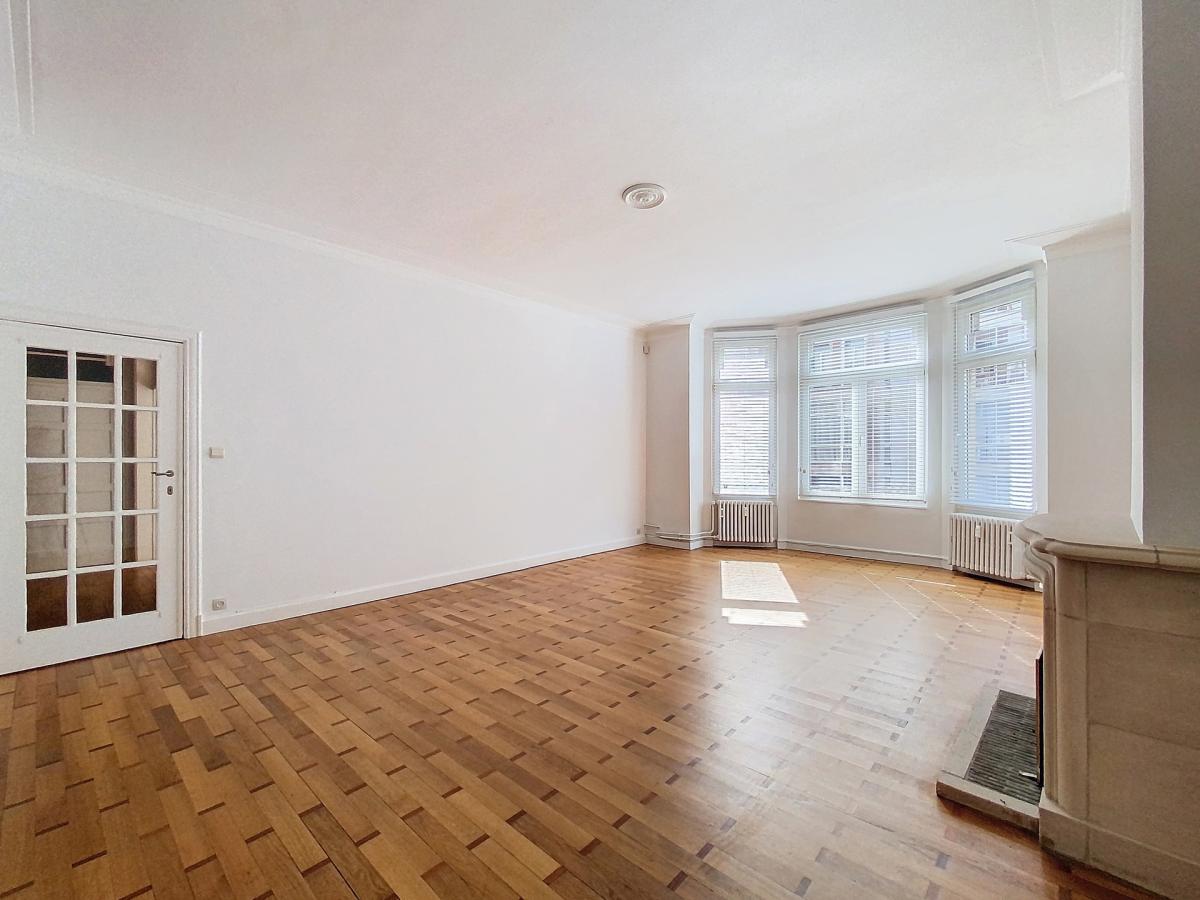 Place Brugmann : Magnifique appartement 3 ch