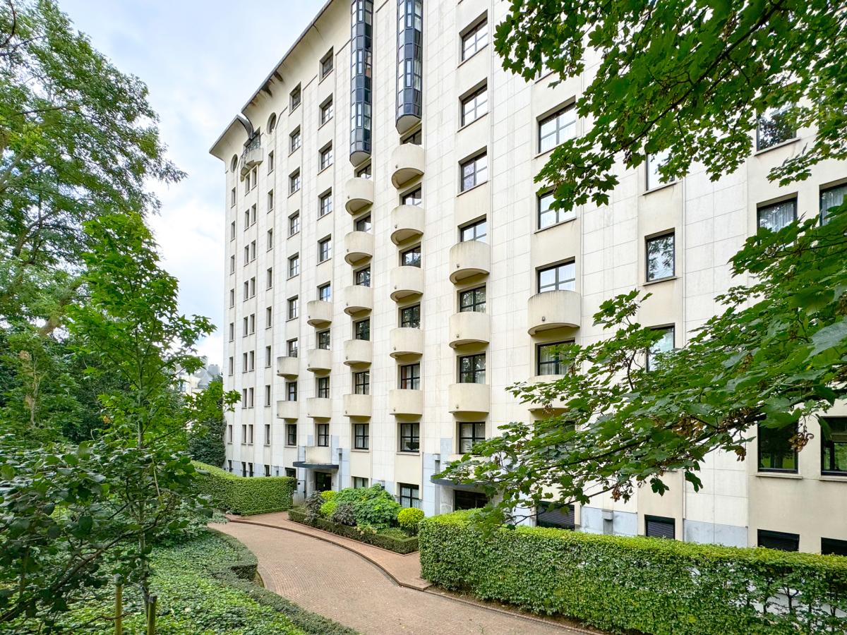 Parc Brugmann: Magnifique appart. 3 chambres avec terrasse