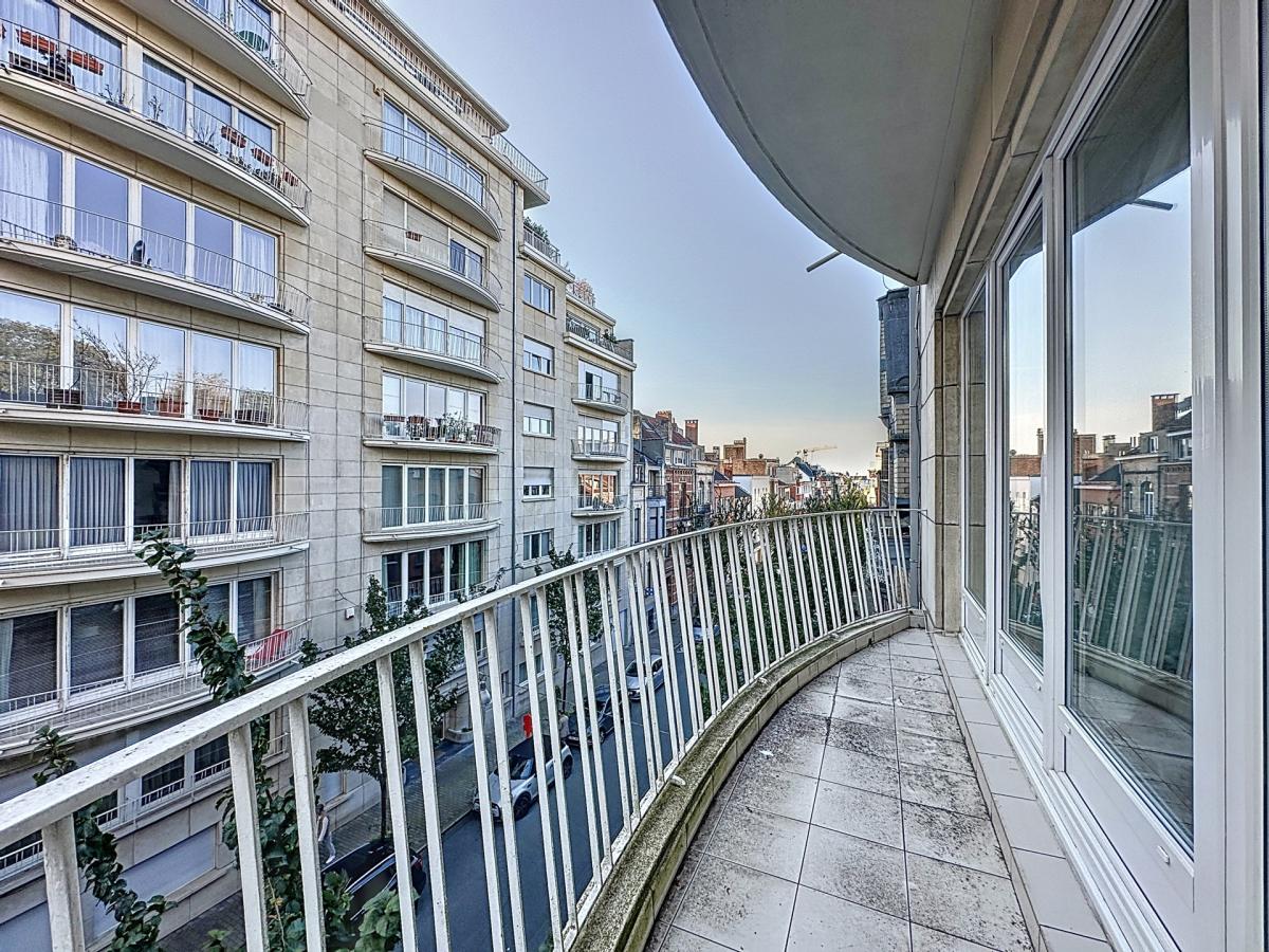 Lotz/Churchill : Bel appartement 3 chambres + terrasses