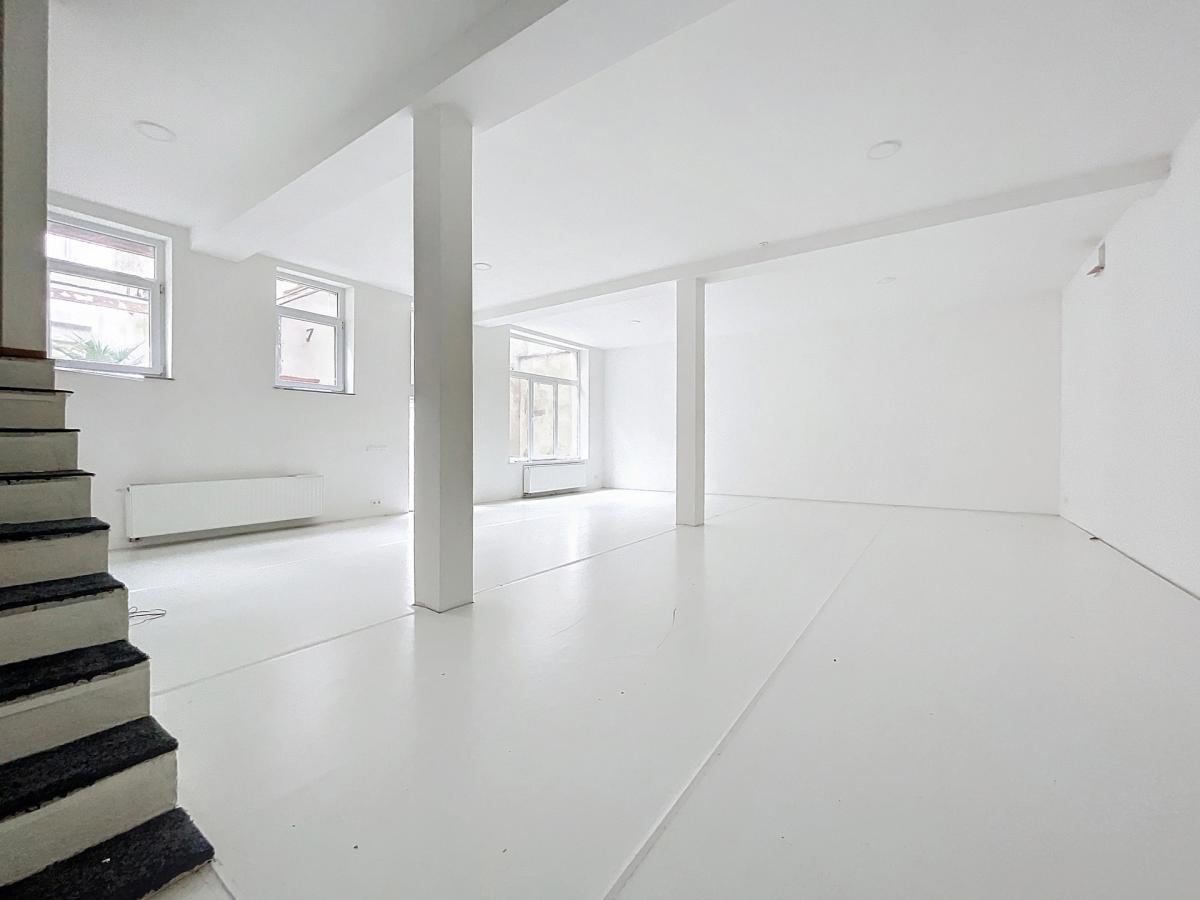 Place Liedts - Magnifique salle de danse de ± 85 m²